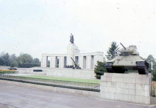 ソ連戦勝記念碑1981