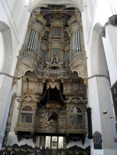 聖母マリア教会　パイプオルガン　1770年製作