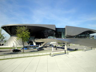 BMW Welt BMWワールド