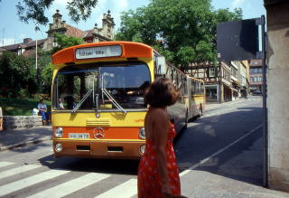 メルセデス・ベンツの連接バス
